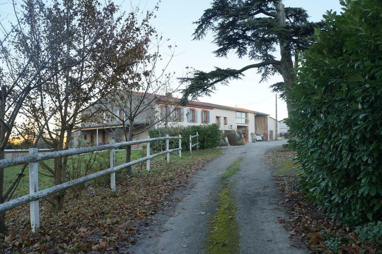 Domaine En Castanet Bed & Breakfast Caraman Exterior photo