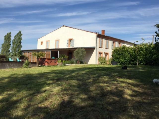 Domaine En Castanet Bed & Breakfast Caraman Exterior photo